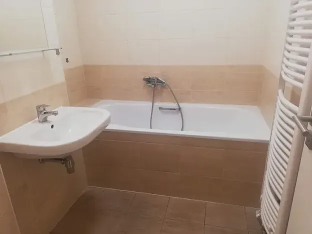 Pronájem bytu 2+kk, Praha - Vršovice, Karpatská, 49 m2
