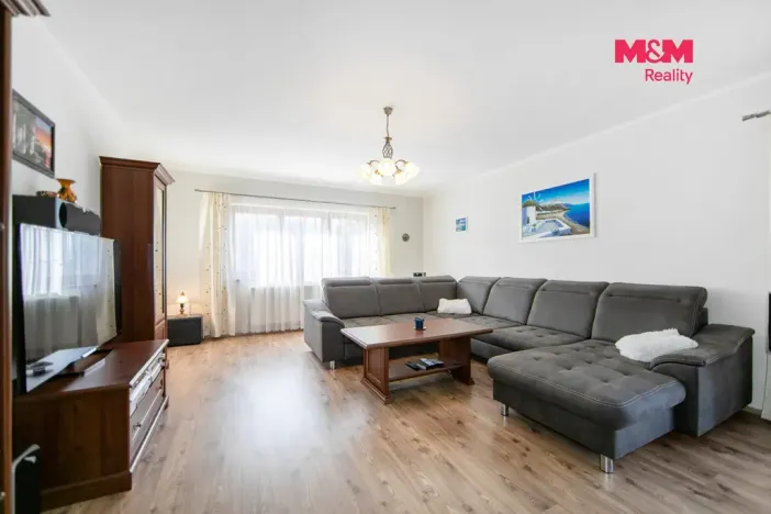 Prodej rodinného domu, Praha - Újezd nad Lesy, Svojšická, 230 m2