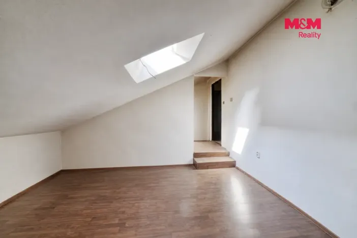 Prodej bytu 3+kk, Cheb, Břehnická, 78 m2