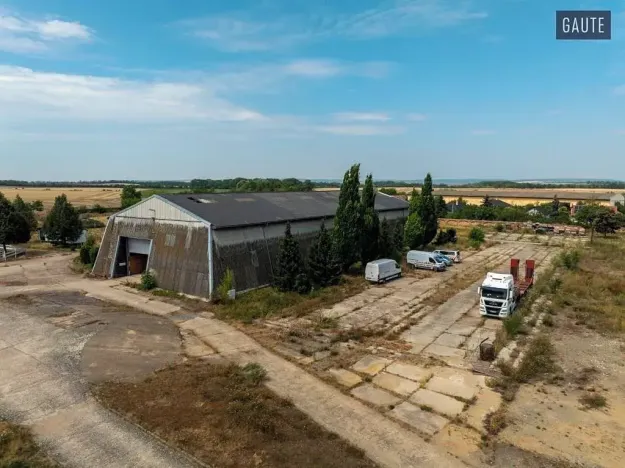 Prodej zemědělské usedlosti, Vlasatice, 5889 m2