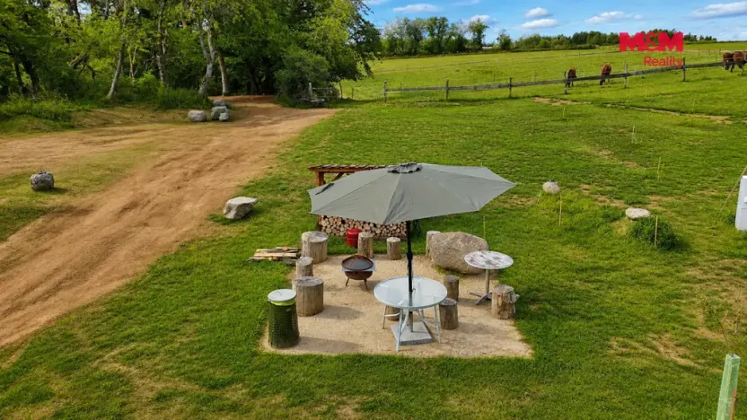 Pronájem komerčního pozemku, Planá, 33448 m2