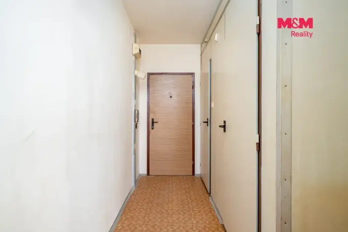 Prodej bytu 1+kk, Chlumec, Zalužanská, 34 m2