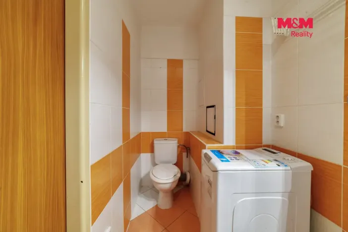 Prodej bytu 2+1, Kynšperk nad Ohří, náměstí SNP, 51 m2