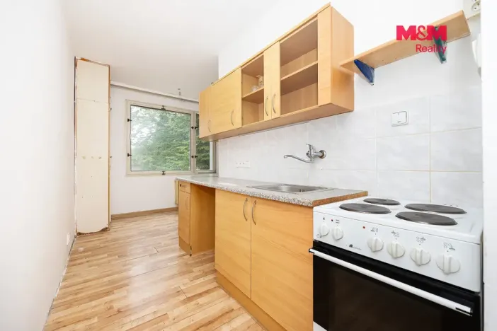 Prodej bytu 2+1, Lázně Bohdaneč, Na Lužci, 60 m2