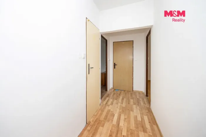 Prodej bytu 2+1, Lázně Bohdaneč, Na Lužci, 60 m2