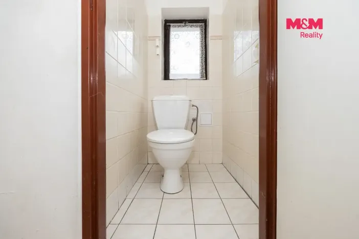 Prodej rodinného domu, Uhersko, 128 m2