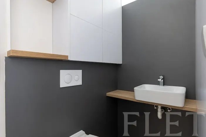 Pronájem bytu 1+kk, Praha - Záběhlice, Topolová, 31 m2