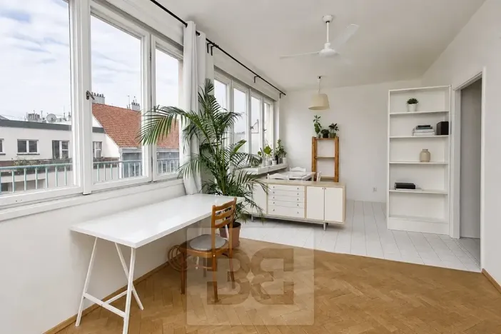 Pronájem bytu 1+kk, Praha - Holešovice, Vinařská, 34 m2