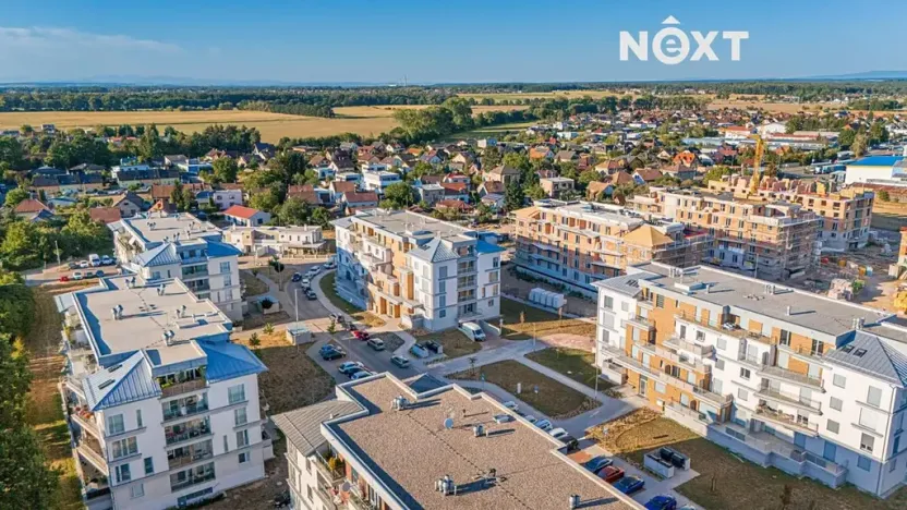 Pronájem bytu 1+kk, Pardubice, U Sportovní školy, 44 m2