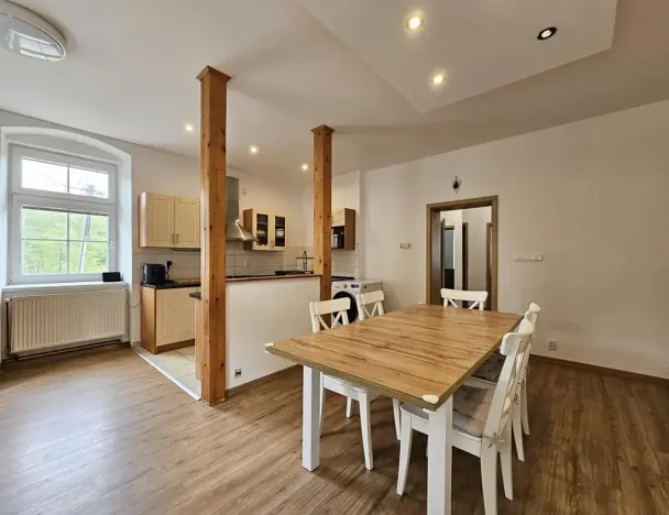 Prodej bytu 5+kk, Polevsko, 101 m2