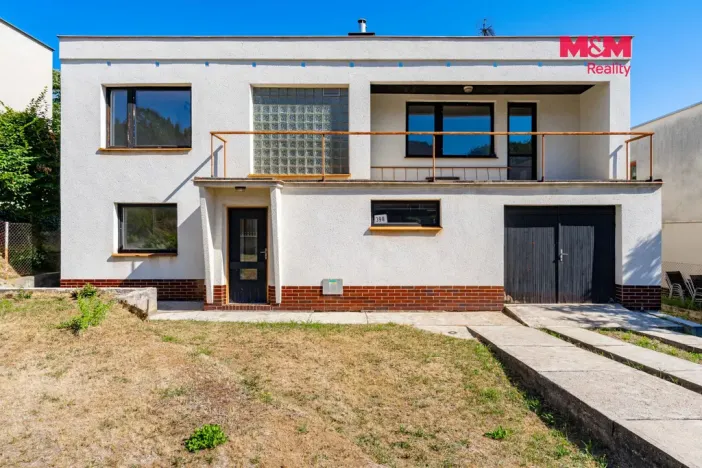 Prodej rodinného domu, Chvaletice, Budovatelů, 180 m2