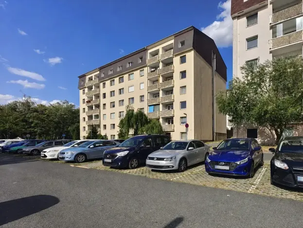 Prodej bytu 3+1, Milovice, Lesní, 104 m2
