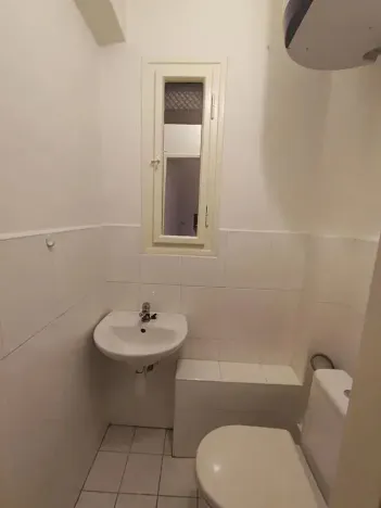 Pronájem bytu 1+kk, Praha - Žižkov, Ambrožova, 23 m2