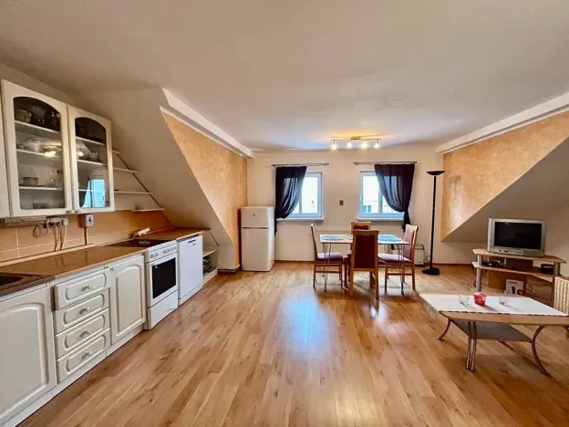 Pronájem bytu 2+kk, Teplice, Heydukova, 50 m2