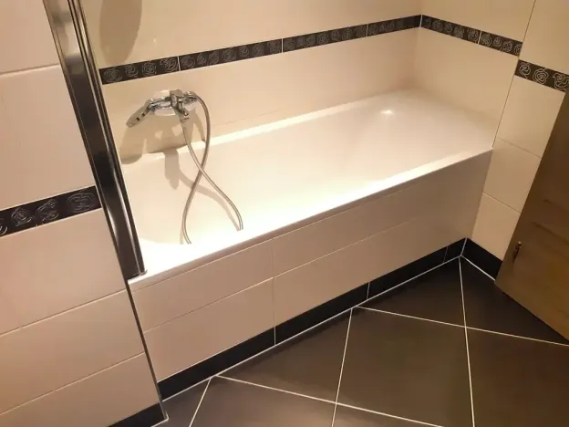 Pronájem bytu 2+kk, Praha - Horní Měcholupy, Modenská, 54 m2
