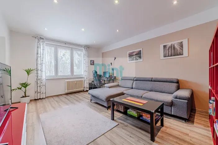 Prodej bytu 2+1, Ostrava, Panelová, 51 m2