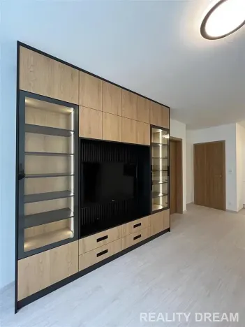 Pronájem bytu 2+kk, Praha - Stodůlky, Ferrariho, 60 m2