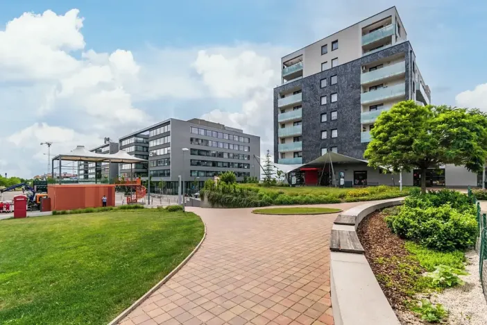 Pronájem bytu 2+kk, Praha - Stodůlky, náměstí Junkových, 49 m2