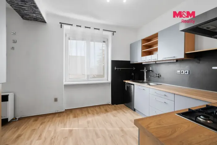Pronájem bytu 2+1, Slaný, Máchova, 62 m2