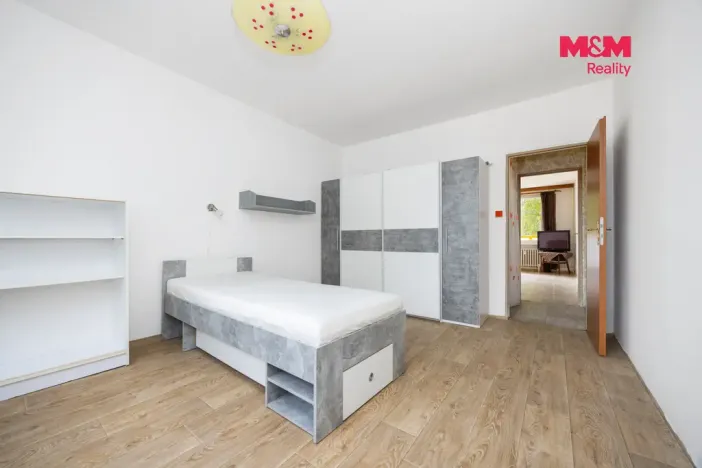 Prodej bytu 2+1, Lázně Bohdaneč, Na Lužci, 60 m2