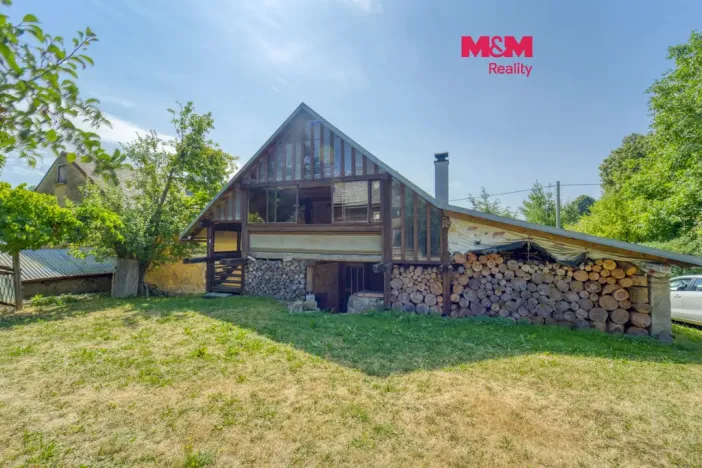 Prodej rodinného domu, Lesná, 208 m2