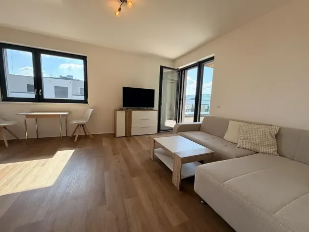 Pronájem bytu 2+kk, Mladá Boleslav, Vondřichova, 67 m2
