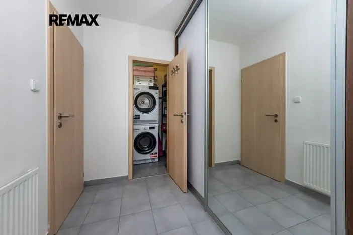 Prodej bytu 2+kk, Praha - Vršovice, Karpatská, 49 m2