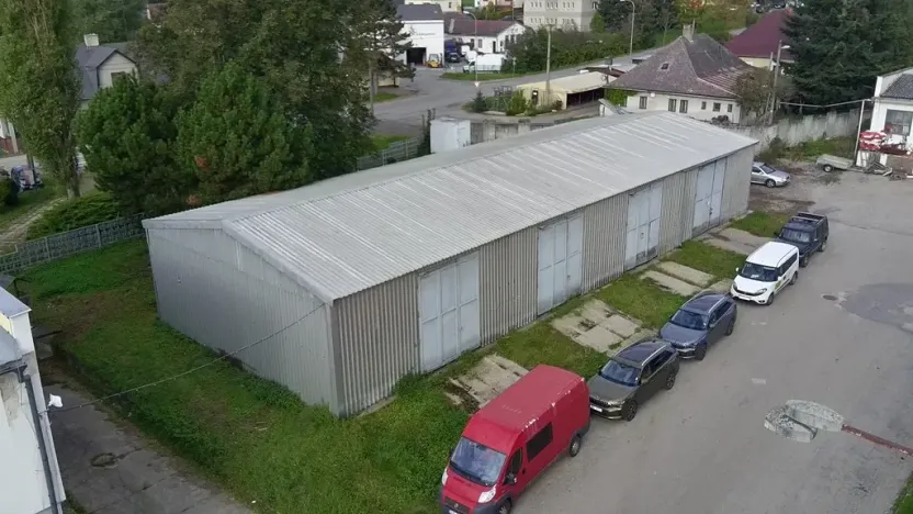 Pronájem skladu, Jihlava, 384 m2