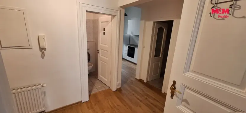 Pronájem bytu 1+1, Praha, Na bělidle, 55 m2