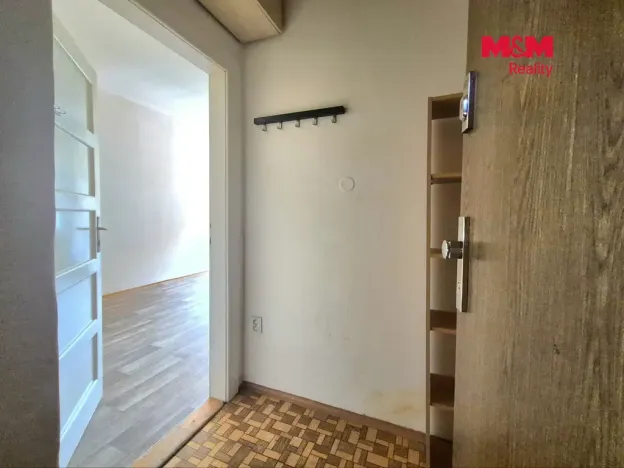Pronájem bytu 1+kk, Praha - Holešovice, Stupkova, 31 m2