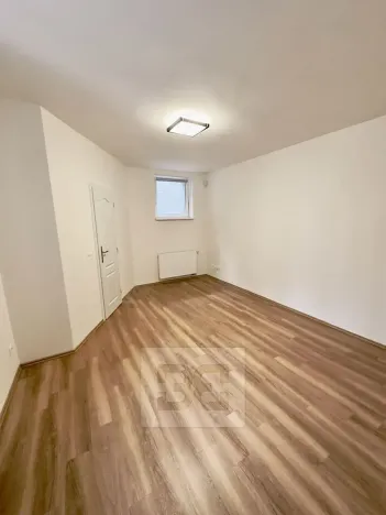 Pronájem bytu 3+kk, Praha - Smíchov, Na Provaznici, 74 m2