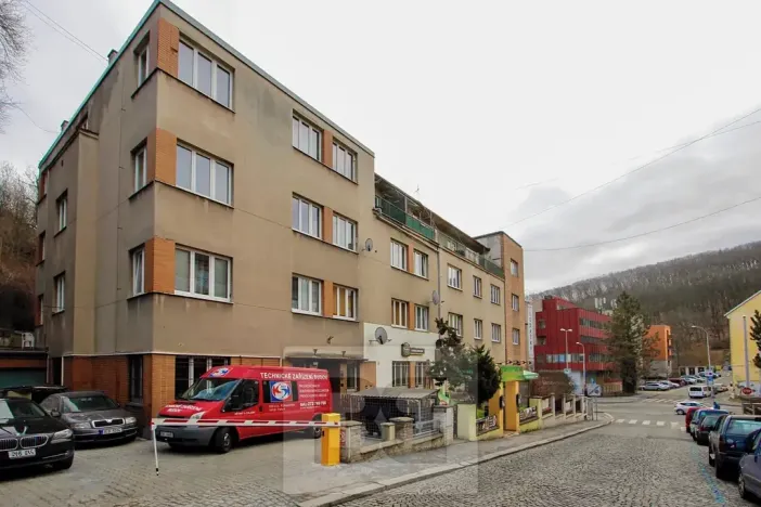 Pronájem kanceláře, Praha - Smíchov, K vodojemu, 118 m2