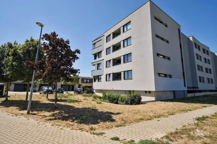 Pronájem bytu 2+kk, Praha - Černý Most, Mrázkova, 46 m2