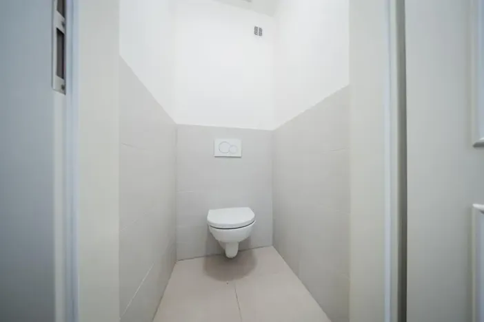 Pronájem obchodního prostoru, Praha - Nové Město, Petrská, 96 m2
