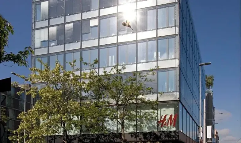 Pronájem kanceláře, Praha - Smíchov, Plzeňská, 375 m2