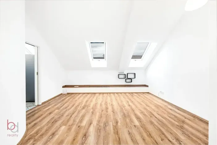 Pronájem bytu 1+kk, České Budějovice, Matice školské, 45 m2