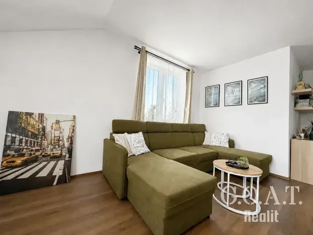 Prodej bytu 4+kk, Vochov, 81 m2