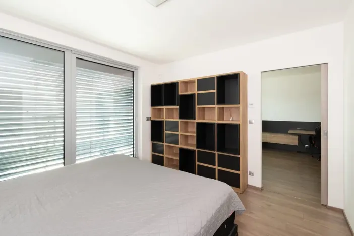 Pronájem bytu 2+kk, Praha, Ocelářská, 55 m2