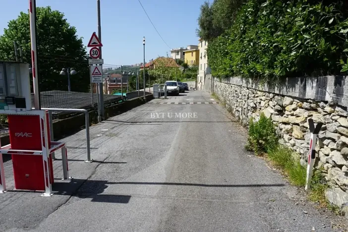 Prodej bytu 4+kk, Janov, Itálie, Via Liberti, 85 m2