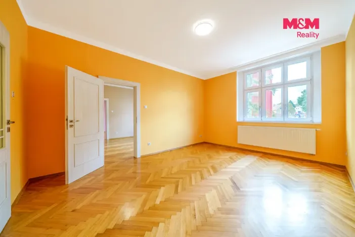 Prodej bytu 4+1, Karlovy Vary - Stará Role, Závodu míru, 99 m2