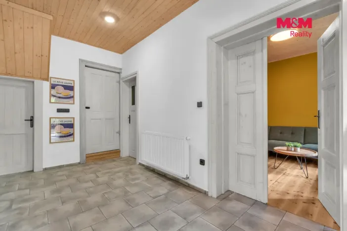 Prodej zemědělské usedlosti, Radim - Lháň, 180 m2