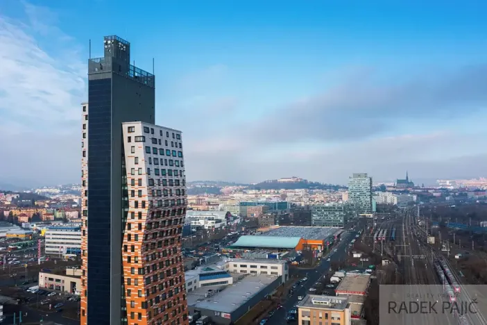 Prodej kanceláře, Brno, Pražákova, 320 m2