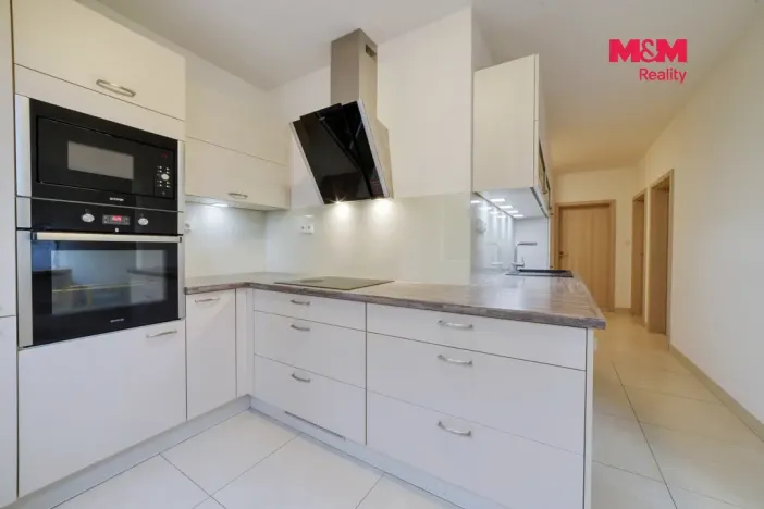Pronájem bytu 3+1, Cheb, Do Zátiší, 77 m2