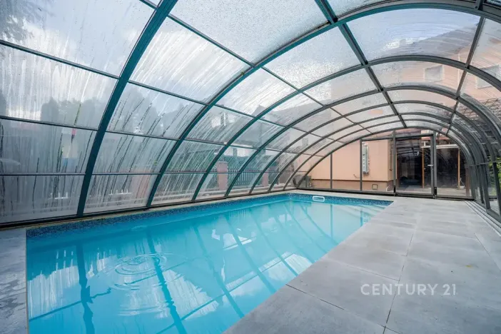 Prodej rodinného domu, Chlumec, Holubova, 241 m2