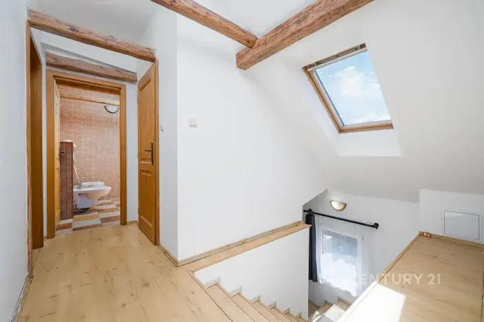 Prodej rodinného domu, Chlumec, Holubova, 241 m2