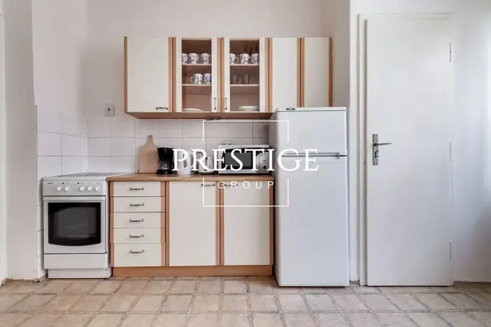 Pronájem bytu 2+kk, Praha - Nové Město, Na zbořenci, 48 m2