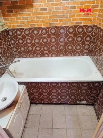 Prodej bytu 3+1, Ryžoviště, nám. Míru, 80 m2