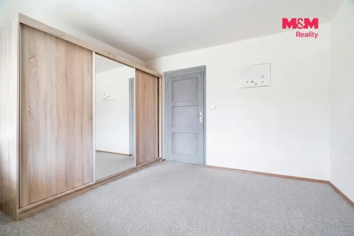 Pronájem bytu 3+1, Cvikov - Cvikov II, Komenského, 80 m2
