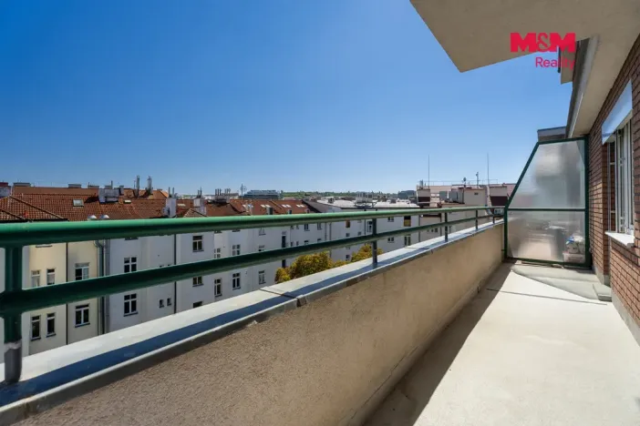 Prodej bytu 2+kk, Praha, Na břehu, 56 m2