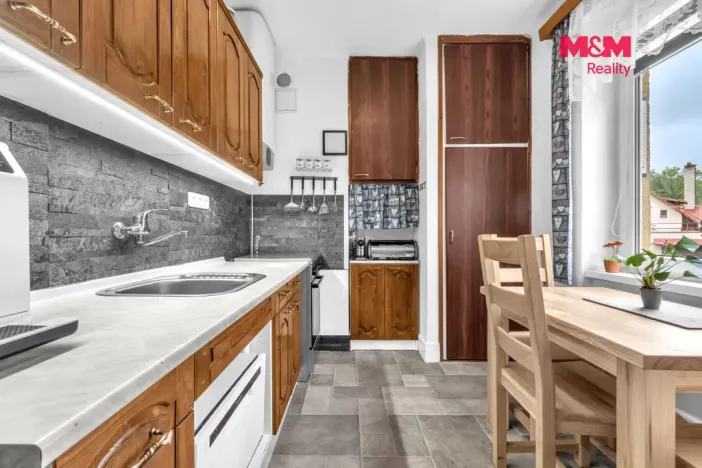 Prodej bytu 2+1, Železný Brod, Školní, 55 m2